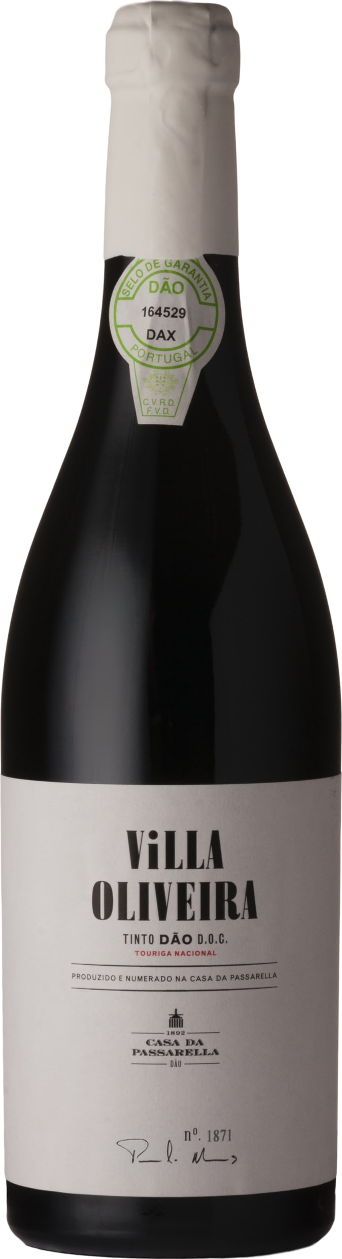 Casa da Passarella Villa Oliveira Touriga Nacional 2017 75cl - Buy Casa da Passarella Wines from GREAT WINES DIRECT wine shop